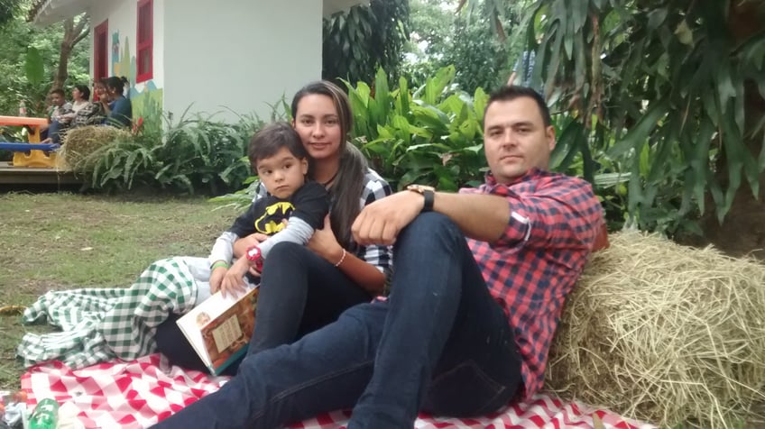familia-verde-vivo.jpg familia-verde-vivo.jpg